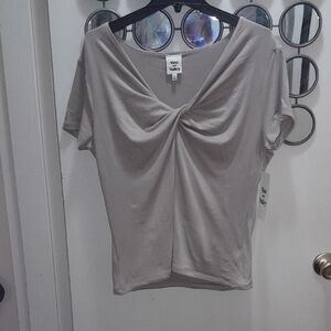 🌺BEIGE SHORT SLEEVE Top